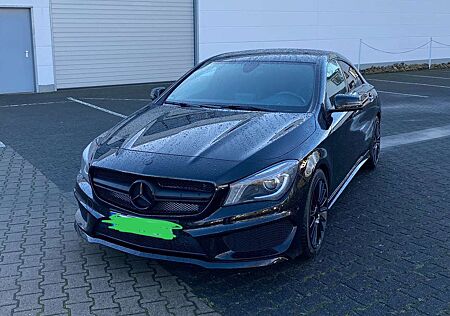 Mercedes-Benz CLA 200 CLA+200+7G-DCT+AMG+Line