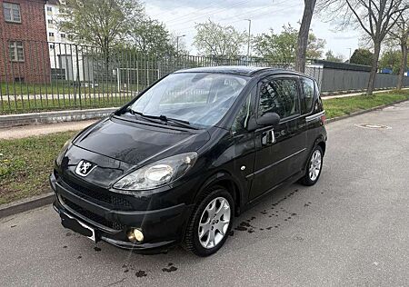 Peugeot 1007 Premium KLIMAAUTOMATIK ALU TÜV NEU