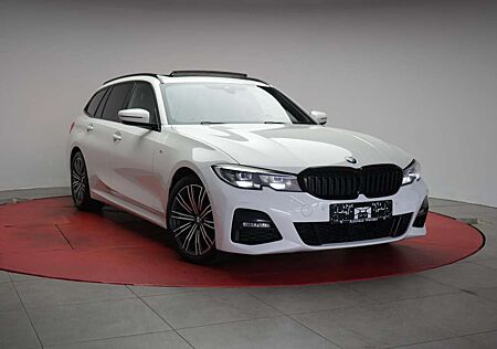 BMW 320 d Touring xDrive M Sport Navi/Temp/Virtual/P