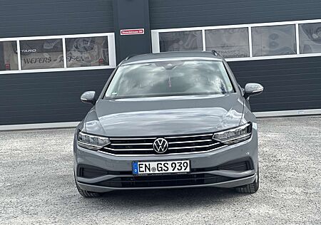 VW Passat Volkswagen Automatik Trend