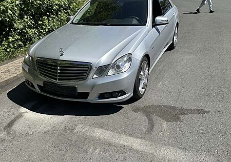 Mercedes-Benz E 200 CDI BlueEfficiency (212.005)
