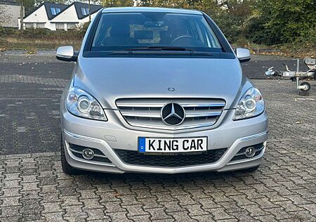 Mercedes-Benz B 180 CDI*AUTOMATIK*SHZ*PDC*ALU*NAVI*AHK*LEDER*