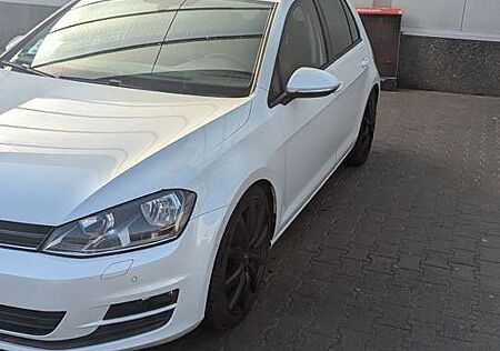 VW Golf Volkswagen 1.2 TSI BlueMotion Technology Comfortline