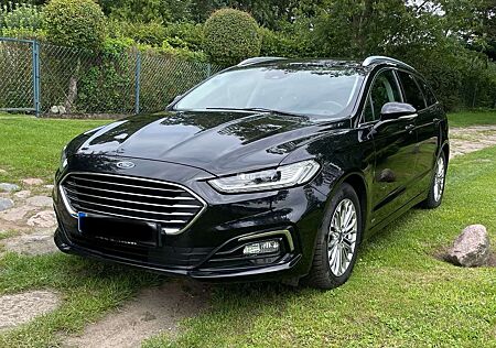 Ford Mondeo Turnier 2.0 EcoBlue Allrad Aut. Titanium