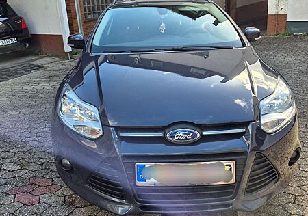 Ford Focus Turnier 1.6 Ti-VCT Aut. SYNC Edition