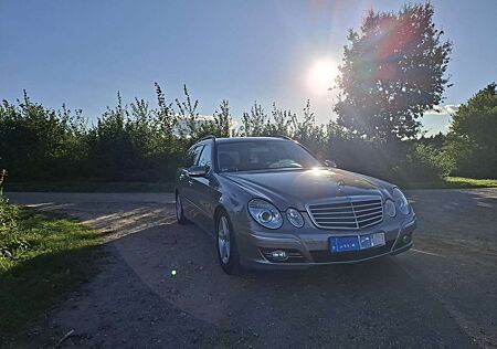 Mercedes-Benz E 220 E-Klasse T-Modell Diesel T CDI Avantgarde