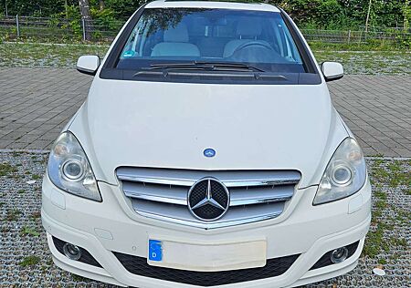 Mercedes-Benz B 170