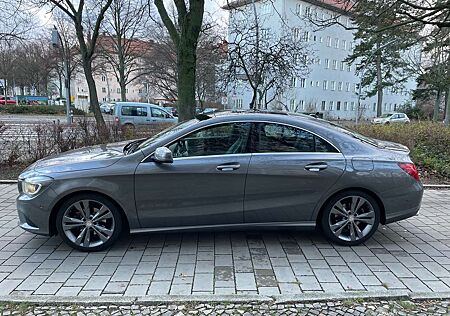 Mercedes-Benz CLA 180 7G-DCT /Selbst Parken /Panorama.D/Navi/KM69961