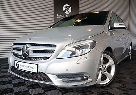 Mercedes-Benz B 180 /RÜCKFAHRKAMERA/PDC/TEMPOMAT/BI-XENON