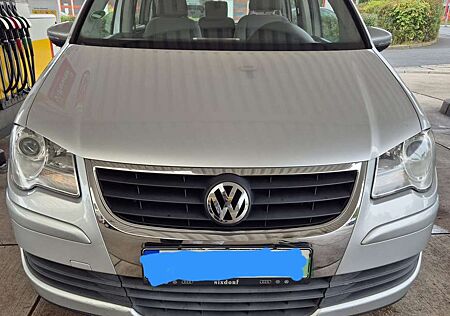 VW Cross Touran Volkswagen Touran 1.4 TSI