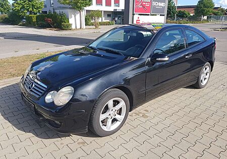 Mercedes-Benz C 200 automatic ( Unfallfrei ) navi , klima ( ohne TUV )