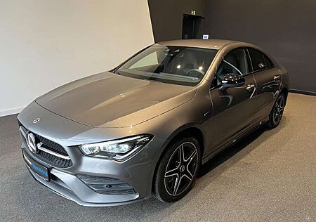 Mercedes-Benz CLA 250 e Coupé +KAMERA+MBUX+AMG+Night+NAVI+AUT