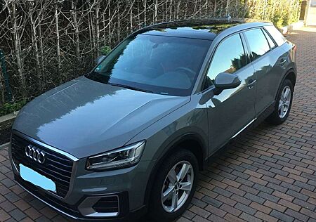 Audi Q2 +40+TFSI+quattro+S+tronic+sport