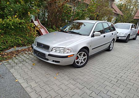 Volvo V40 +1.6