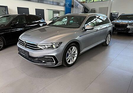 VW Passat Variant Volkswagen Passat GTE 1.4 TSI DSG AID/MATRIX/STHZ/KAM/AHK