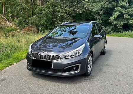 Kia XCeed Ceed SW / cee'd SW Ceed+1.6+GDI+SW+Dream-Team+Edition