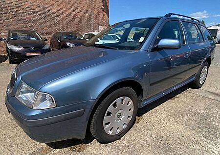 Skoda Octavia Combi Tour+Allwetter