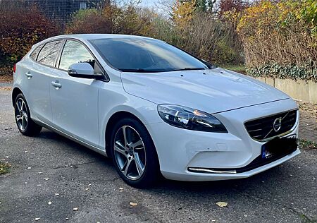 Volvo V40 T2 Geartronic Linje You!