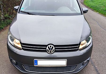 VW Touran Volkswagen 1.4 TSI Highline