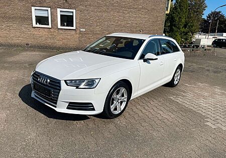 Audi A4 2.0 TDI sport Avant * Navi * Xenon *