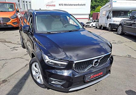 Volvo XC 40 XC40 Momentum Pro 2WD *Leder*div. Ass.*PDC*AHK*