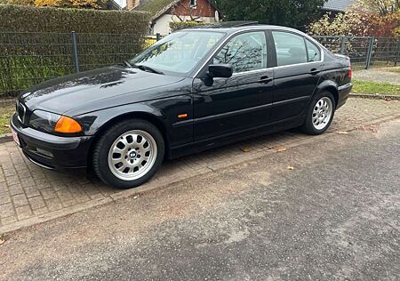 BMW 320 i Automatik, Klimaautomatik, Sitzheizung