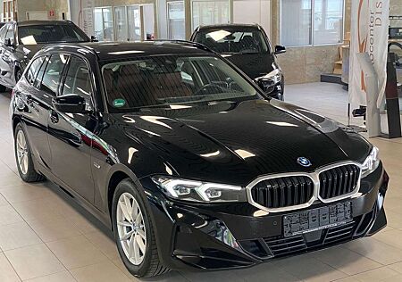 BMW 320 e LCI individual Leder Navi LED DAB H&K