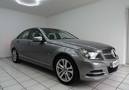 Mercedes-Benz C 180 CGI BlueEfficiency AHK Klima SH BC Navi