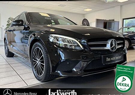 Mercedes-Benz C 180 T-Modell AVANTGARDE Exterieur/Navi/Autom.
