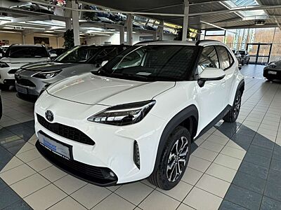 Toyota Yaris Cross Hybrid Teamplayer Winter-Paket Sitzheizung Lenkrad