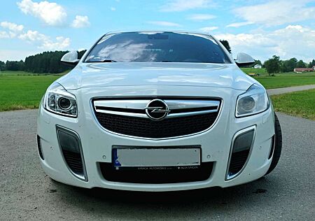 Opel Insignia 2.8 Turbo 4x4 OPC