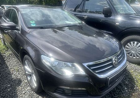 VW Passat CC Volkswagen 2,0 TDI 140 PS KLIMA NAVI ALU PDC EURO 4