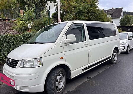VW T5 Kombi Volkswagen Transporter