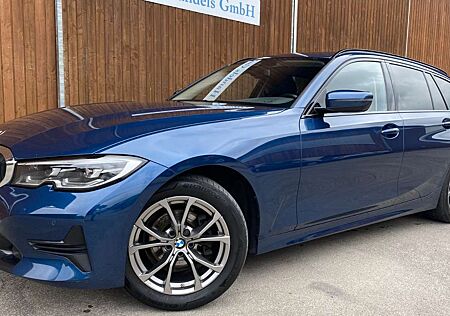 BMW 318 dA Tour. Sport Line T Leder SHZ Navi Parkass.