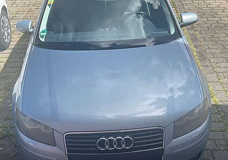 Audi A3 2.0 FSI Attraction