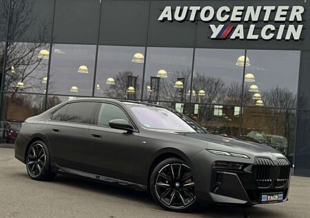 BMW 740 d xDrive M-Sport 1.HA/PANO/CARBON/B&W/21LM/LE
