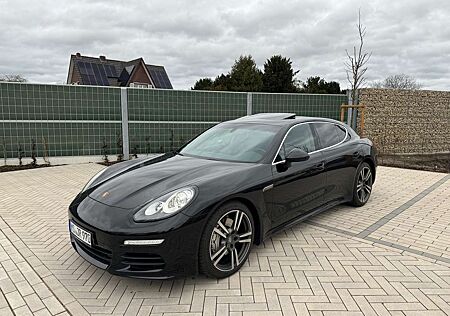 Porsche Panamera S Facelift Sportabgasanlage 20Zoll DE-Fzg. TOP!