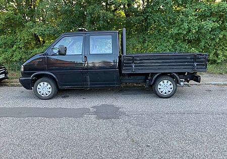 VW T4 Volkswagen /Transporte .AHK.Tüv NEU . LKW