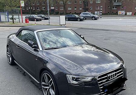 Audi A5 Cabrio 3.0 TDI DPF quattro S tronic