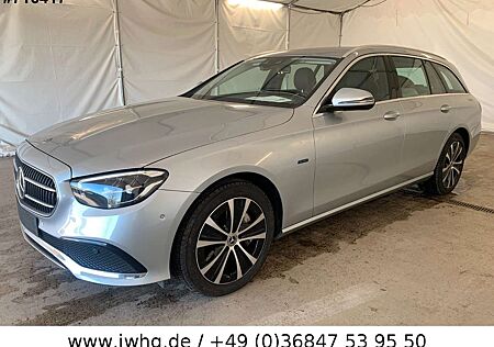 Mercedes-Benz E 300 de 4Matic LED 18" Widescreen Kam Tempo