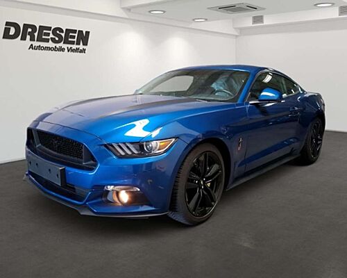 Ford Mustang Fastback+Abstandswarner+Regensensor+Kamera+Navi