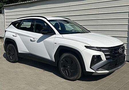 Hyundai TUCSON Black Line 1.6 T-GDi HEV AT AHK*Android Auto*Na...
