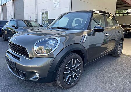 Mini Cooper SD Countryman Xenon Navi Sport Sitze PDC