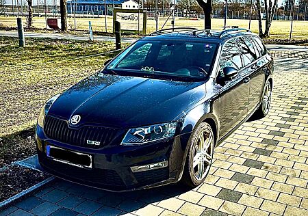 Skoda Octavia Combi 2.0 TDI (Green tec) DSG RS