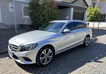 Mercedes-Benz C 220 T d 4Matic (205.215)