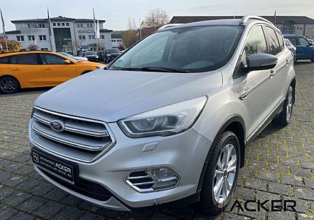 Ford Kuga 1.5 EcoBoost Titanium AHK/PDC/WinterPak