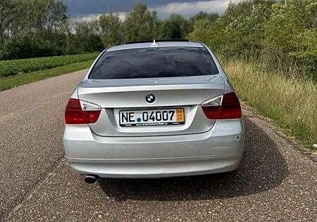 BMW 320i 320 Aut.