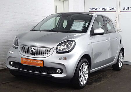 Smart ForFour Passion 66kW Klima/Panoramadach/SHZ/PDC/Tempomat