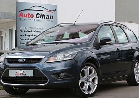 Ford Focus Turnier Titanium NAVI! SHZ! PDC! TÜVNEU!