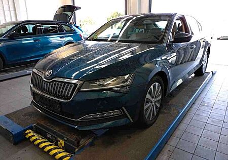 Skoda Superb Lim. Style iV Aut. Matrix Navi SHZ ACC